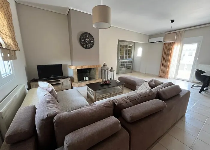 Ilion Air Host - Near Athens International Airport