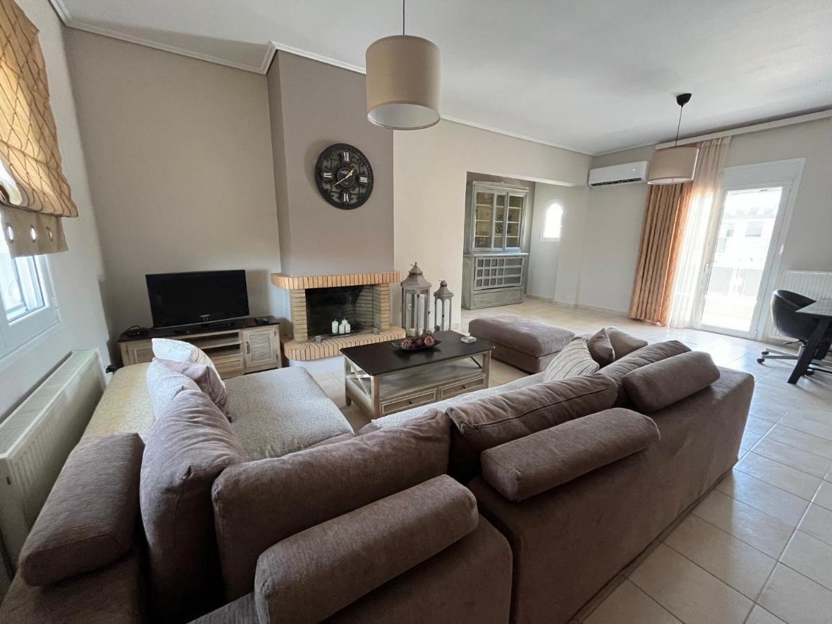 Ilion Air Host - Near Athens International Airport Apartment *